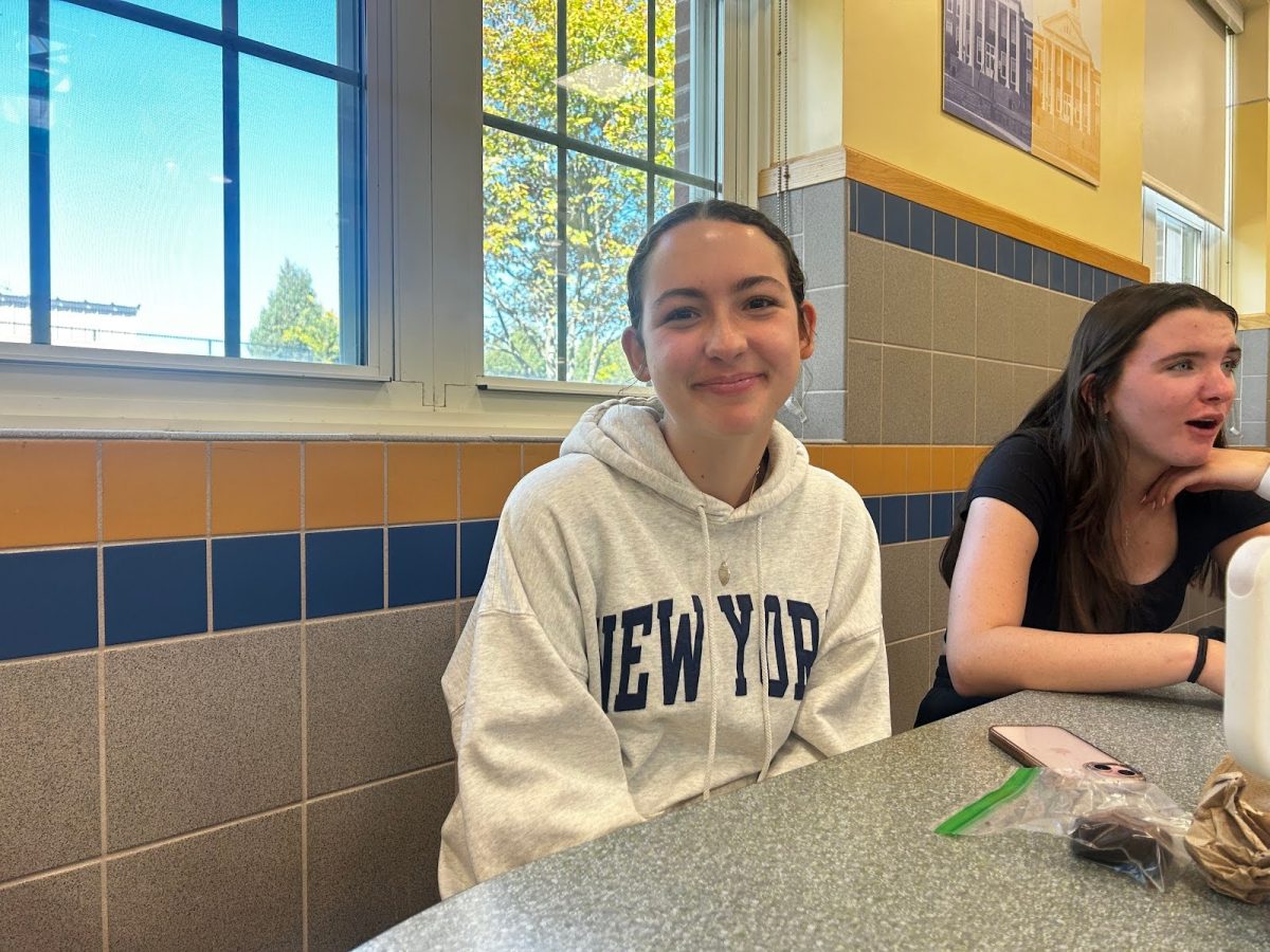 Ava Papetti, Senior