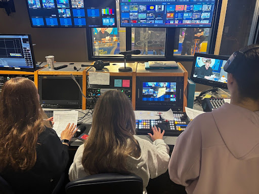 Sophomore and Junior students putting on a live telecast on October 28. 