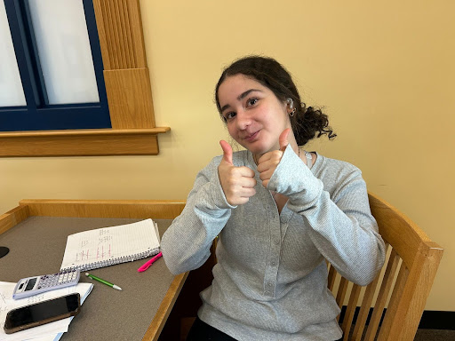 Freshman, Sophia Pereira spends her 
Thanksgiving with family.
