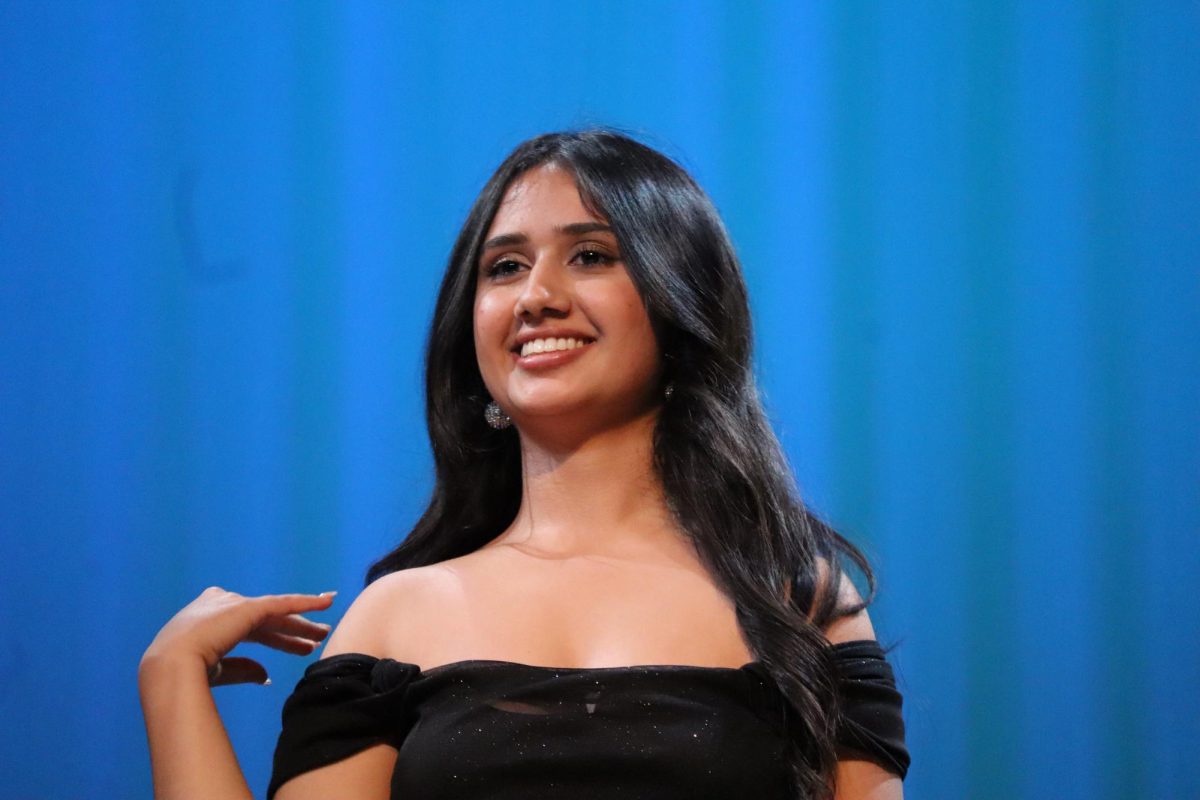Sanskriti Paneru serving face