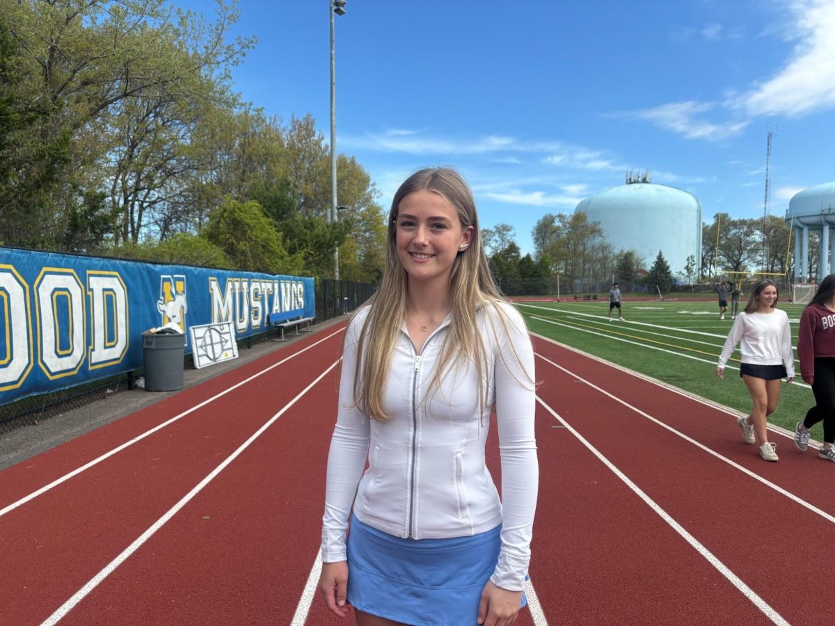 Maddy Lyons, Senior