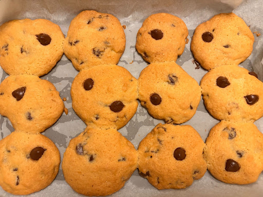 These chocolate chip cookies are a great after-school snack. 